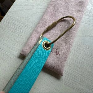 Avryn Co. Tropical Teal Leather Wristlet